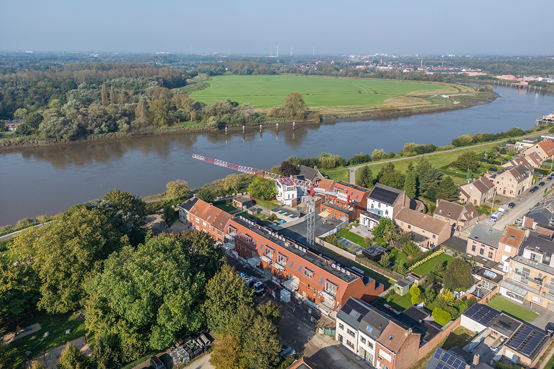 Bostoen energiezuinige appartementen in Rumst Residentie Oris bouwwerf luchtbeeld groene omgeving