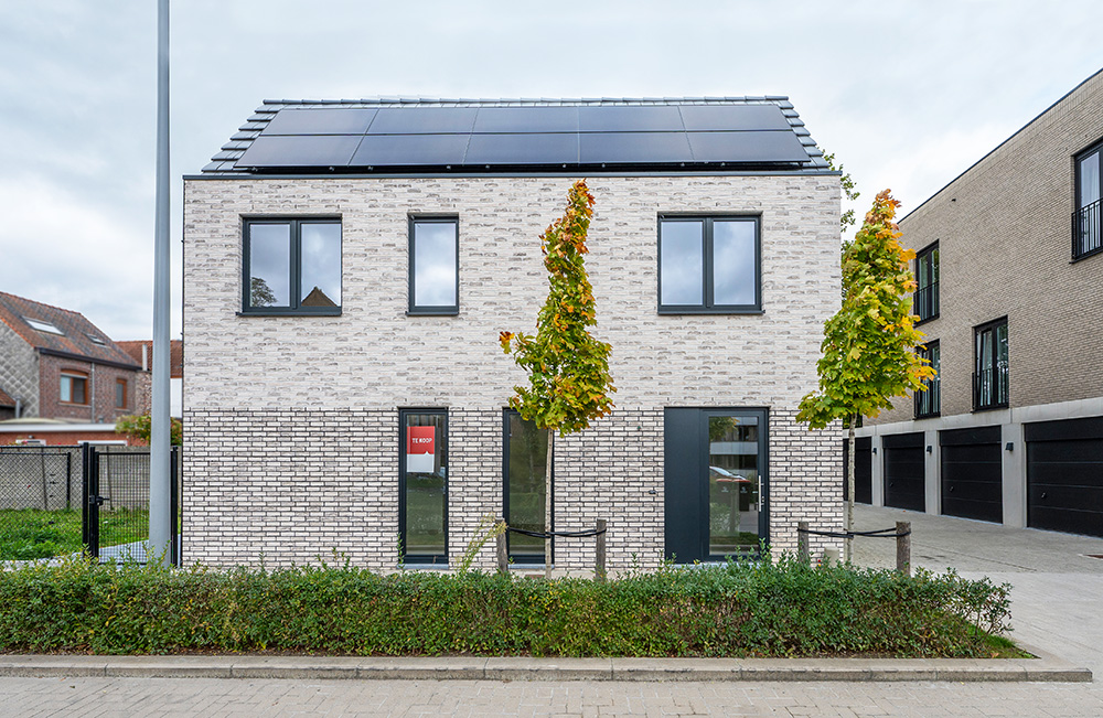 Bostoen instapklare energiezuinige nieuwbouwwoning in Marke Het GoudenHof voorgevel